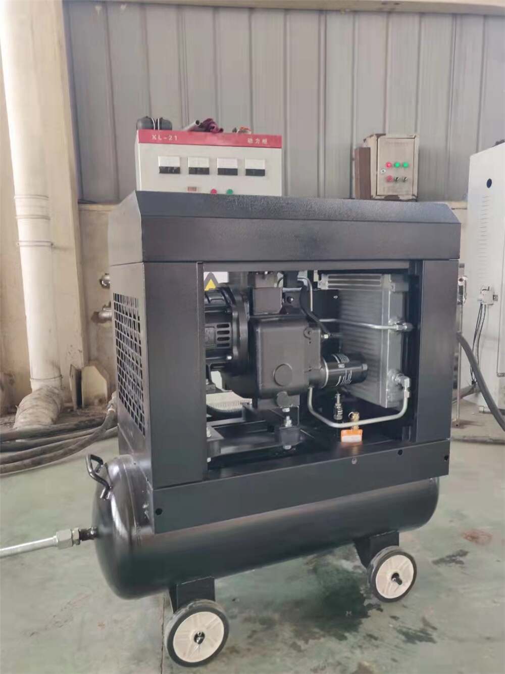 Single Phase Mini Electric Mobile 220/230/240V 8 Bar~10 bar 4 kW 5.5 HP Rotary Screw Air Compressor for Vehicles Painting