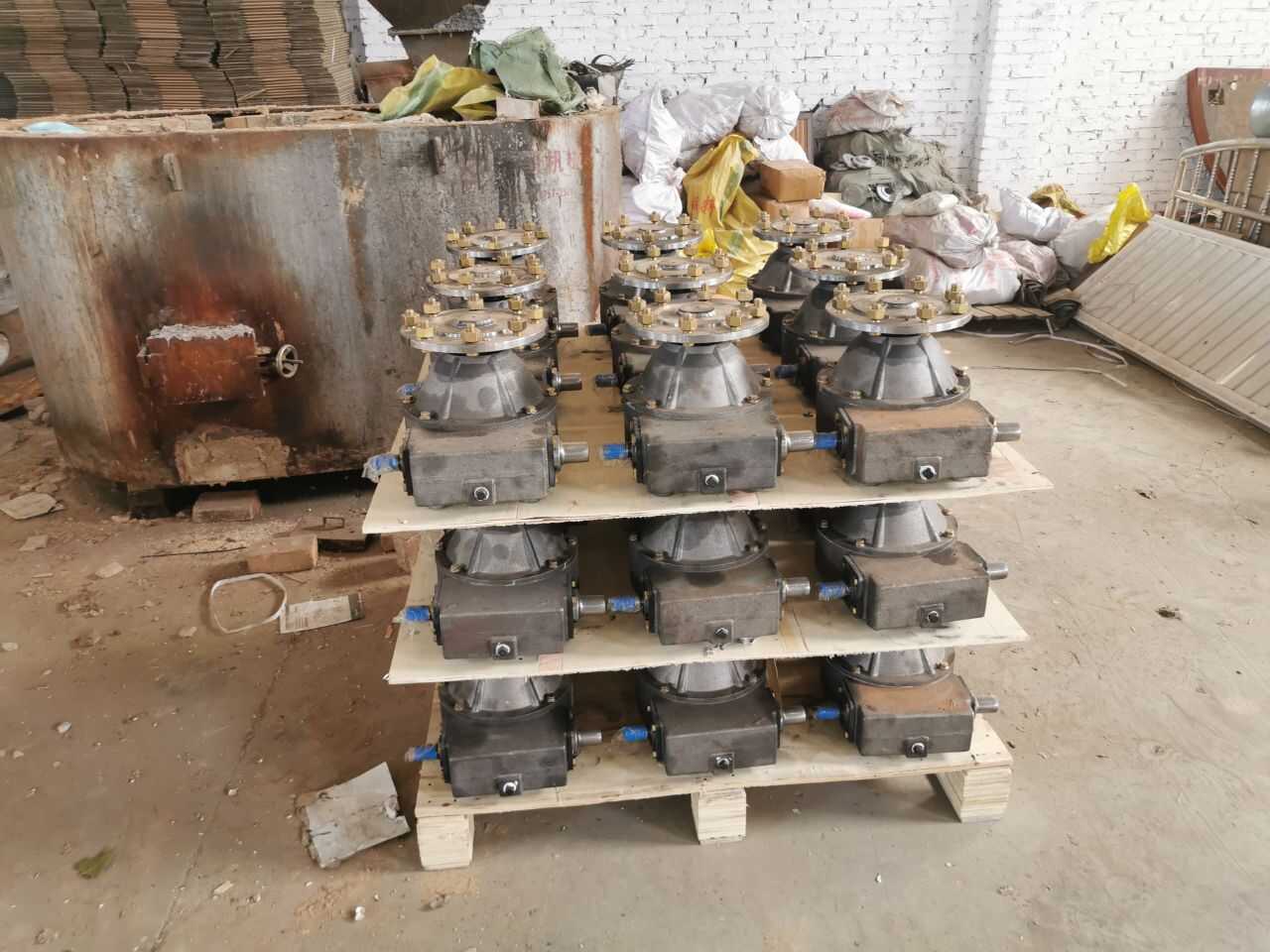 Agricultural Farm Wheel Drive Gearmotor Center Pivot Irrigation System Part Gearbox for Valley Sprinkler Zimmatic Centre