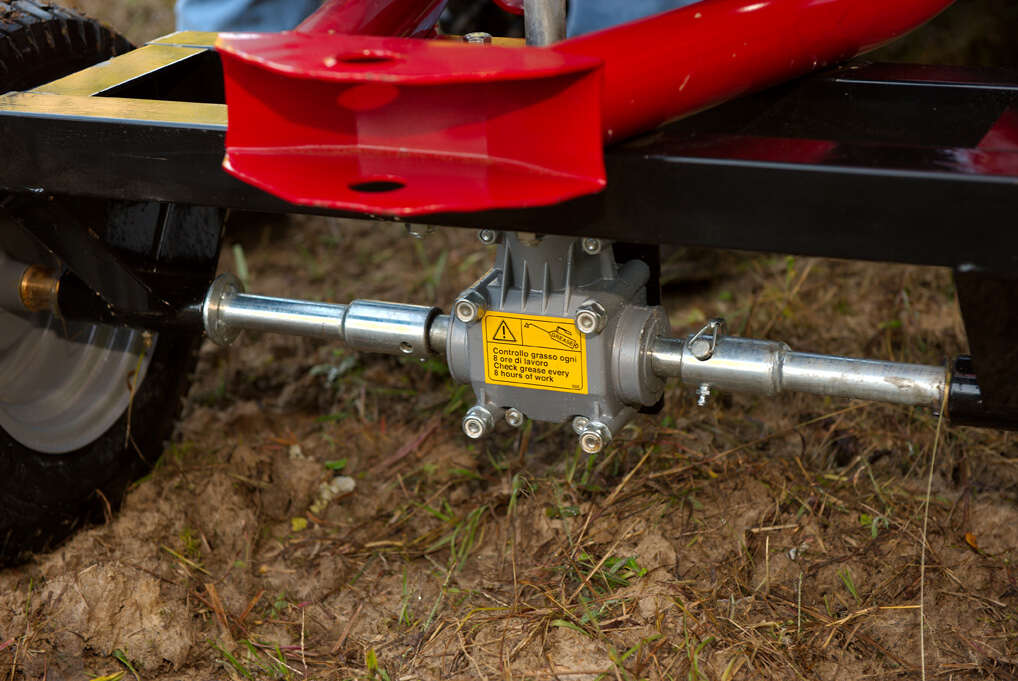 Customized Aluminum Box 540rpm 90 Degree Lawn Mower PTO Miter Bevel Fertilizer Spreader Seeders Cultivator Agricultural Gearbox