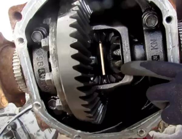 Simple Structure 1000 Front Axle Gear Box Differential Assembly for Automotive