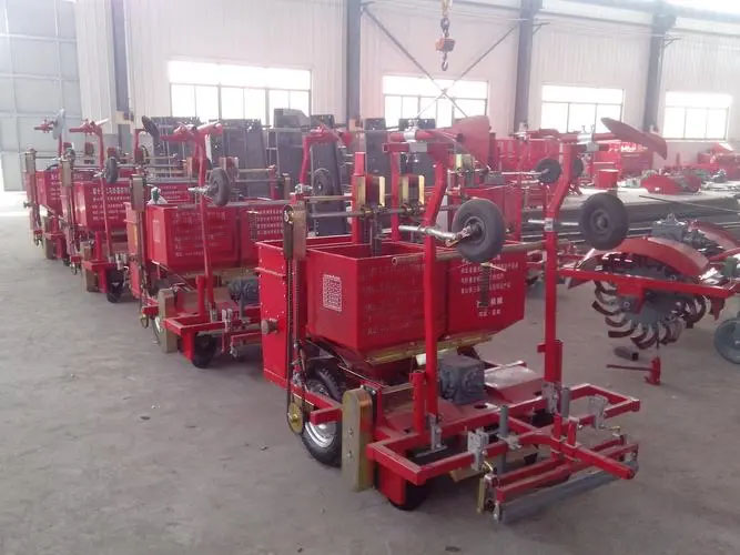 Farm Sowing Machine 2CM-2 Double Rows Potato Planter with Fertilizer