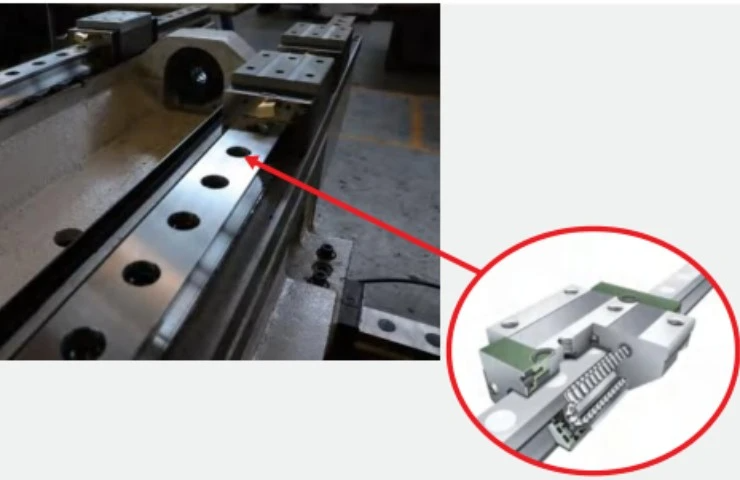 V11B High Speed High Rigidity CNC Lathe Vertical Machining Center