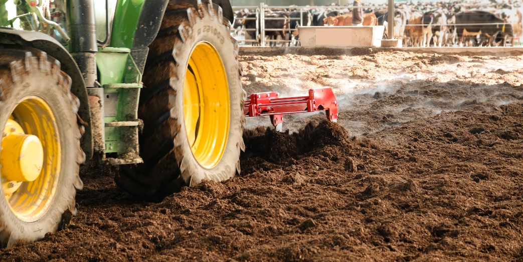Custom High Quality 460kg Agricultural Machinery Compost Barn for Livestock