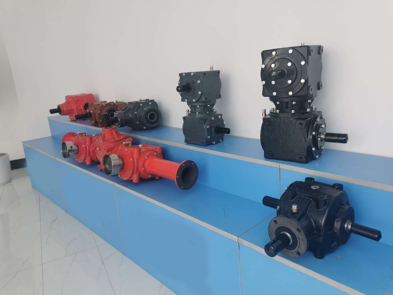 Fertilizer Broadcaster Double Disc Fertilizer Seeder Gearbox Speed Reducer Fertilizer Seeder Gear Drive Gearbox